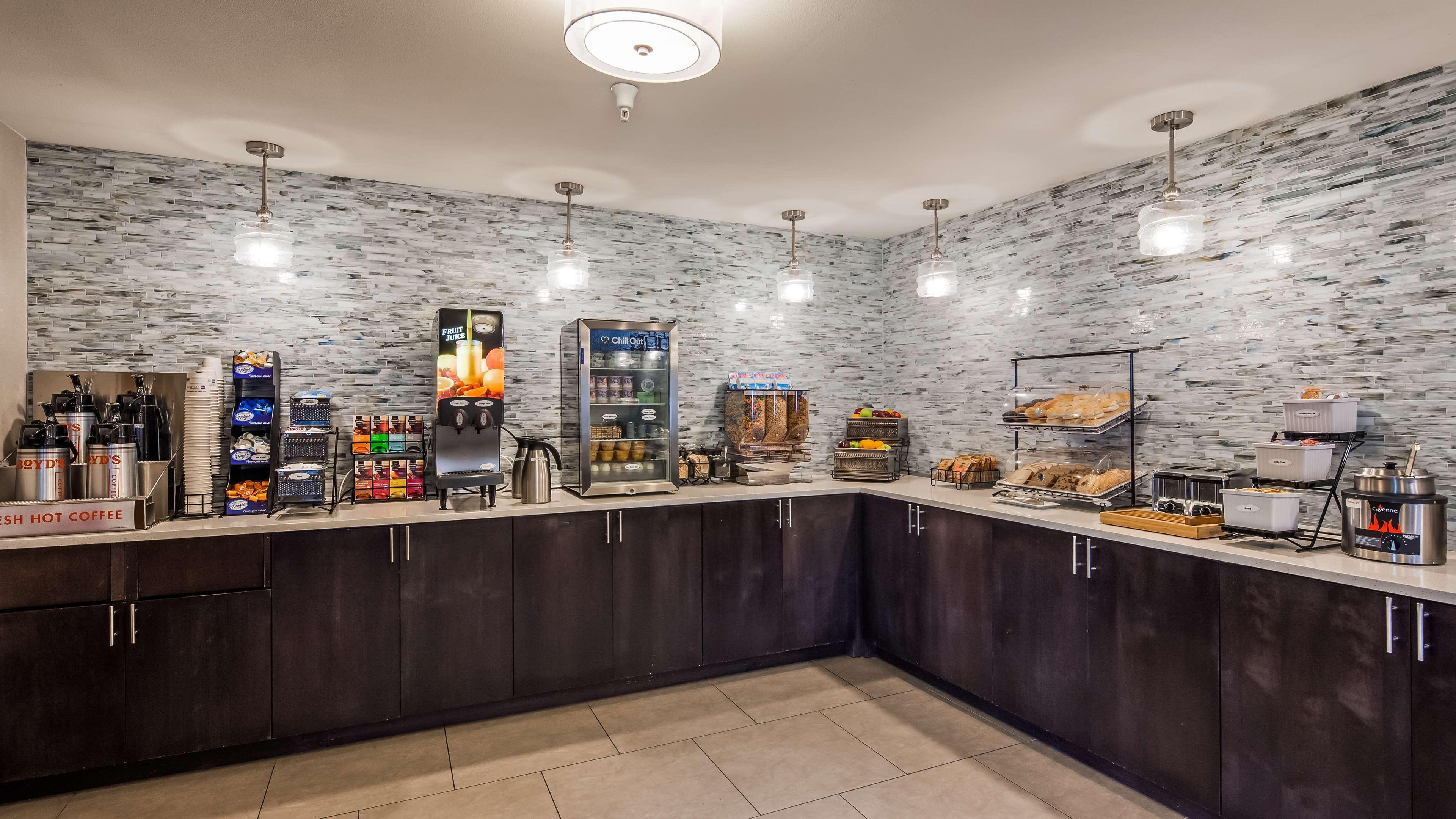 Best Western Plus Wenatchee Downtown Hotel Exterior foto
